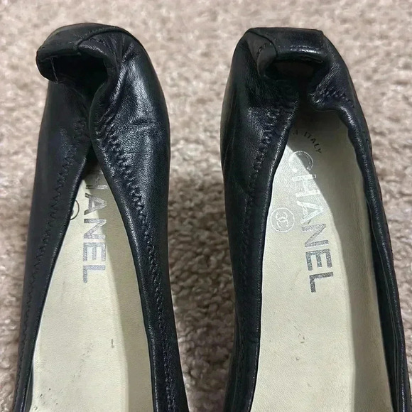 Chanel - Picture 3 of 8